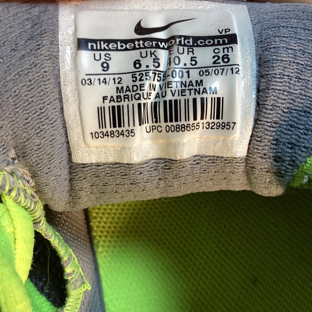 Nike Reax Run 7 Running Shoes Womens 9 Silver Volt Neon Athletic Gym Sneaker
